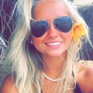 Meet your Posher, Abby